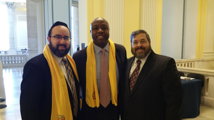L to R: Rabbi Ariel Sadwin, Senator Tim Scott and Rabbi Abba Cohen